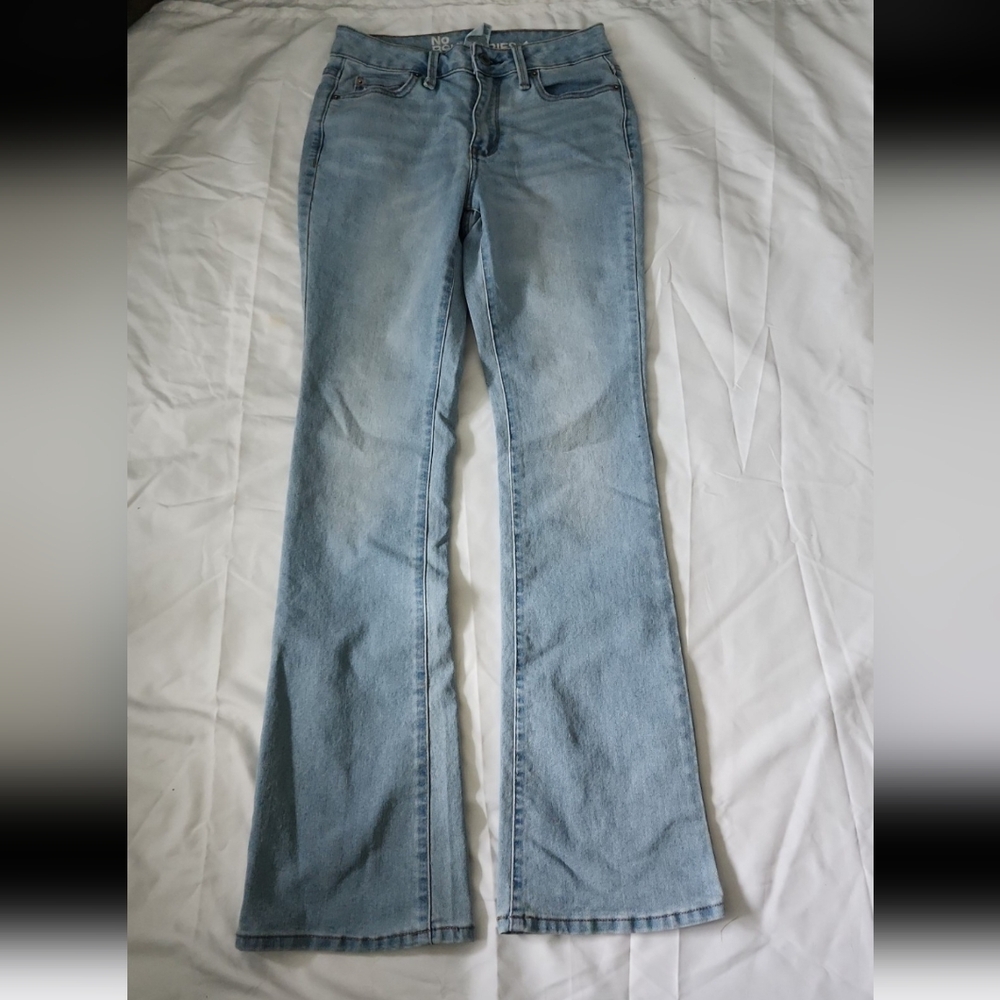 New no boundaries Women's size 4 midrise bootcut jeans #ABD